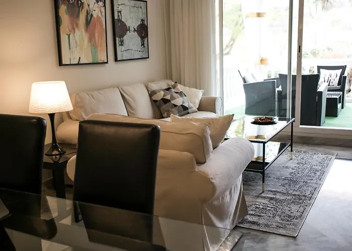 Dama De Noche Apartamento Marbella