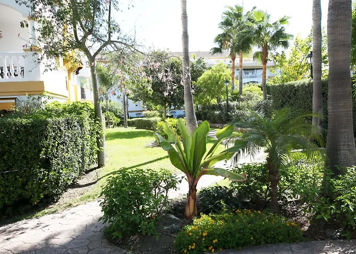 Dama De Noche Apartamento Marbella